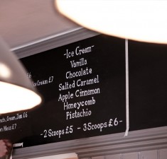 desserts crate and apple